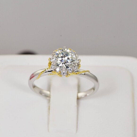 Jewelry - Certified Moissanite Diamond 1CT Solitaire Engagement Ring